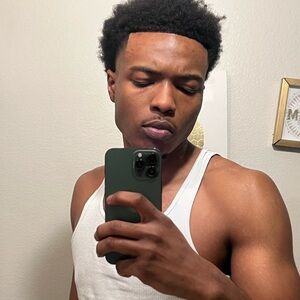 Meet your Posher, Demond